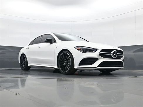Used 2021 Mercedes-Benz CLA 35 AMG 4MATIC image 24