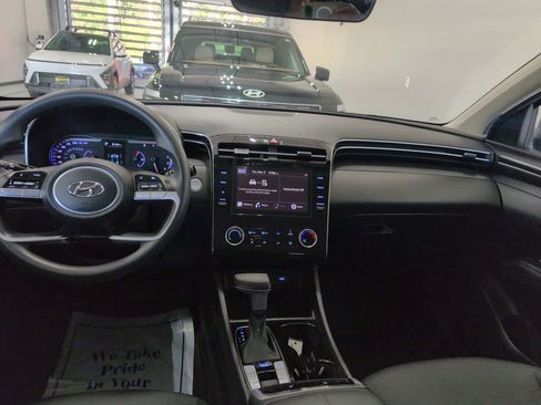 Used 2022 Hyundai Tucson SEL w/ Winter Package AWD/4WD image 13
