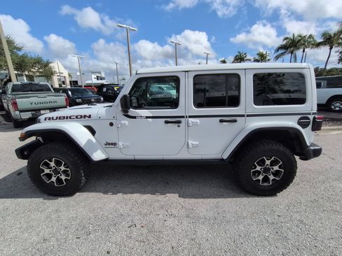 Used 2023 Jeep Wrangler Unlimited Rubicon w/ Steel Bumper Group AWD/4WD image 8