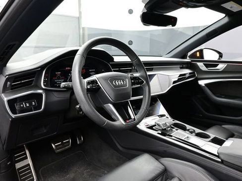 Used 2021 Audi RS 7 Sportback w/ Carbon Optic Package AWD/4WD image 4