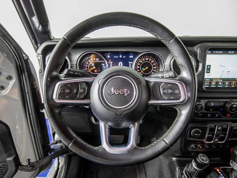 Used 2021 Jeep Gladiator Overland w/ Popular Equipment Package image 17