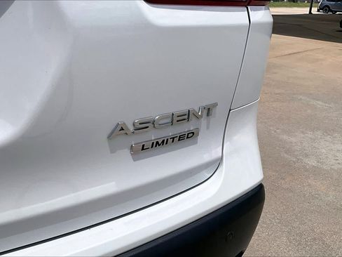 Used 2022 Subaru Ascent Limited AWD/4WD image 10
