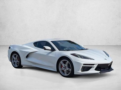 Used 2022 Chevrolet Corvette Stingray Preferred Cpe w/ Z51 Performance Package image 3