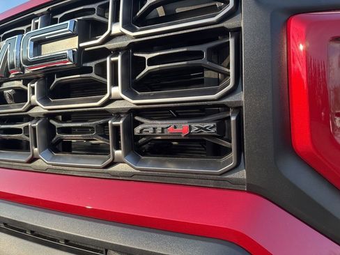 New 2026 GMC Canyon AT4X w/ LPO, Black Badging Package image 60