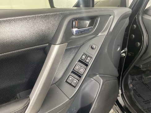 Used 2018 Subaru Forester 2.5i Premium w/ Kicker Audio Upgrade Package AWD/4WD image 15