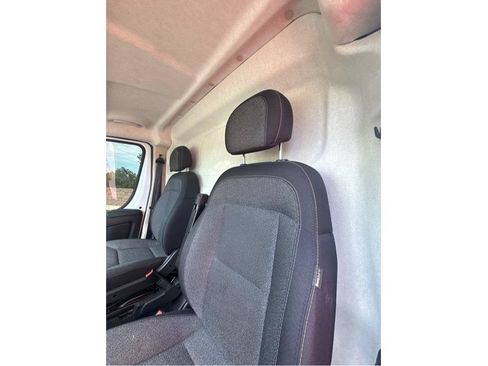 Used 2022 RAM ProMaster 2500 FWD image 11
