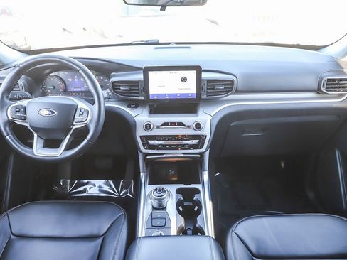 Used 2024 Ford Explorer XLT w/ Equipment Group 202A image 16