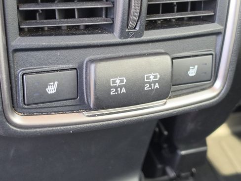 Used 2023 Subaru Forester Touring AWD/4WD image 14