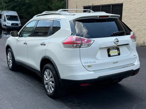 Used 2016 Nissan Rogue S w/ Appearance Package AWD/4WD image 8