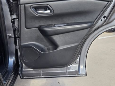 Certified 2024 Nissan Rogue SV image 26