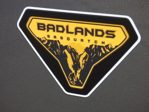 New 2026 Ford Bronco Sport Badlands w/ Sasquatch Badlands Package AWD/4WD image 10