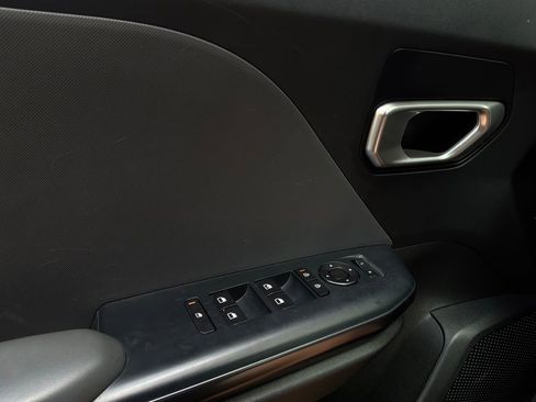 Used 2025 Kia K4 FWD image 20