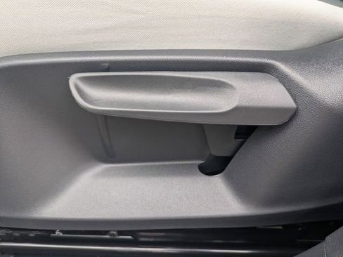 New 2026 Volkswagen Taos S image 19