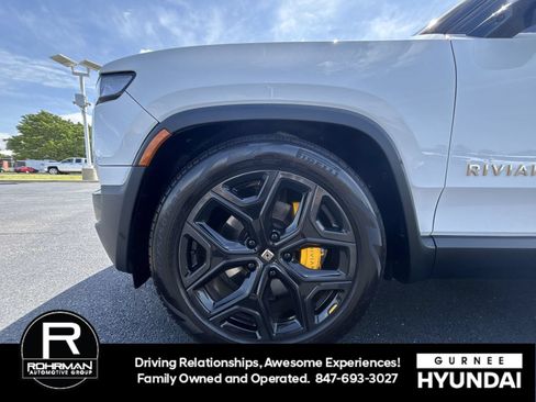 Used 2023 Rivian R1S Adventure AWD/4WD image 11