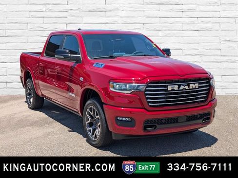 New 2026 RAM 1500 Laramie AWD/4WD image 3