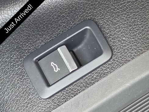 Used 2024 Audi Q5 2.0T Premium Plus AWD/4WD image 38