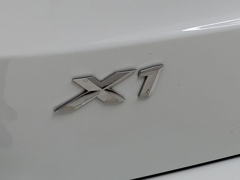 Used 2026 BMW X1 xDrive28i image 10