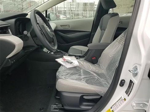Used 2026 Toyota Corolla LE image 12
