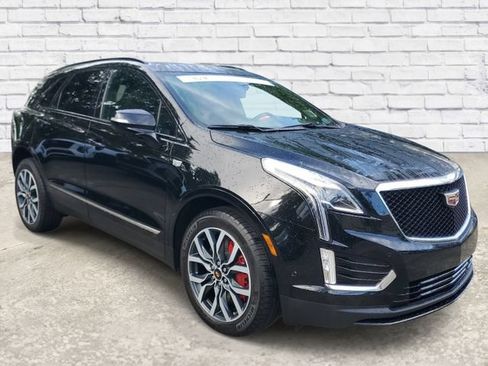 Certified 2024 Cadillac XT5 Sportv w/ Platinum Package AWD/4WD image 5