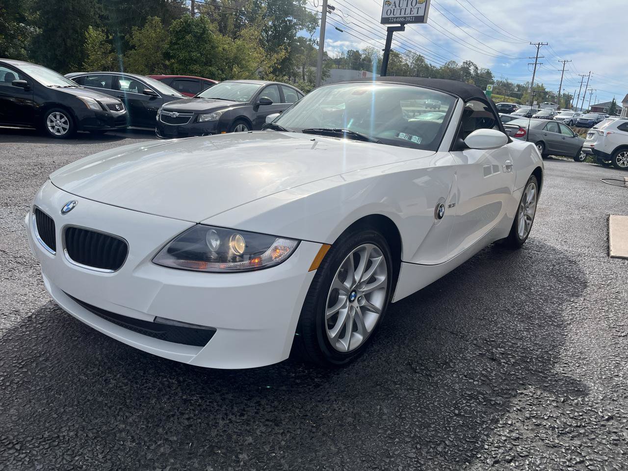 Used 2008 BMW Z4 3.0i RWD image 11