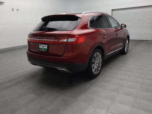 Used 2017 Lincoln MKX Reserve w/ Driver Assistance Package FWD image 9
