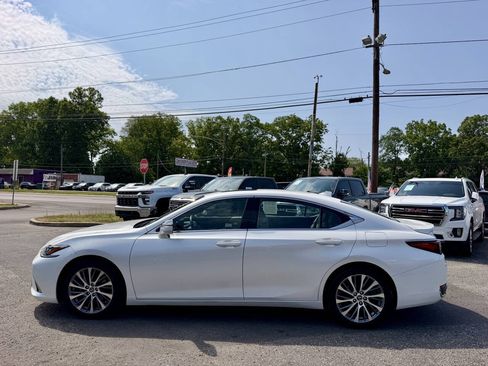 Used 2021 Lexus ES 250 w/ Premium Package AWD/4WD image 4