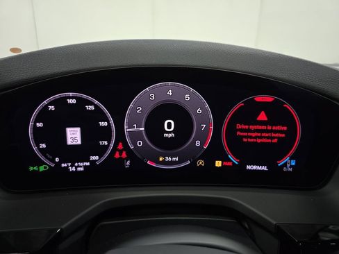 Certified 2025 Porsche Panamera RWD image 15