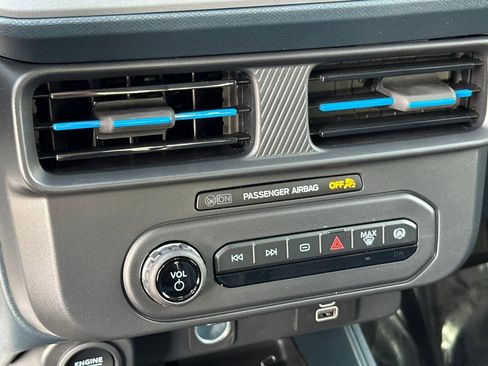 New 2026 Ford Maverick Lobo image 18