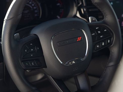 Used 2022 Dodge Durango GT w/ GT Premium Group image 15