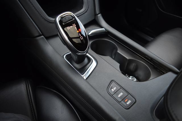 Used 2019 Cadillac XT5 Platinum AWD/4WD image 12
