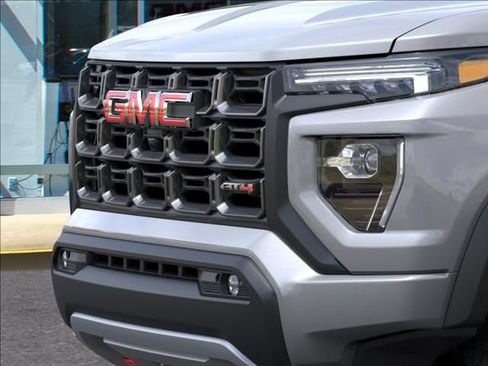 New 2026 GMC Canyon AT4 w/ Technology Plus Package AWD/4WD image 13