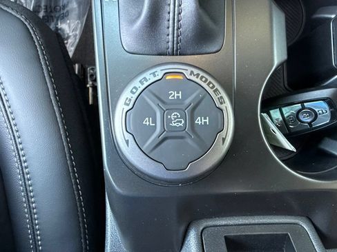 New 2026 Ford Bronco Outer Banks AWD/4WD image 21