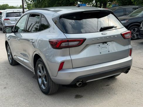 Used 2024 Ford Escape ST-Line w/ Tech Pack #1 FWD image 9