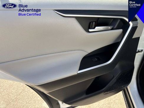 Used 2022 Toyota RAV4 XLE w/ Convenience Package AWD/4WD image 13