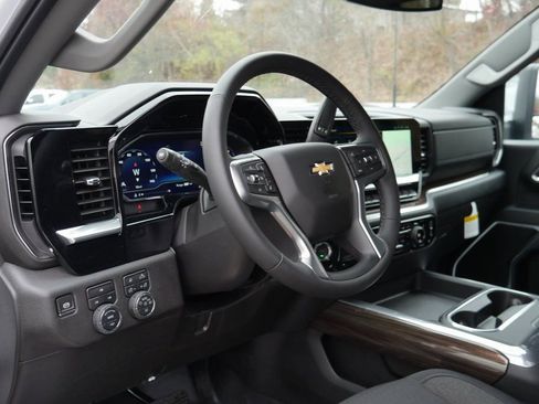 New 2025 Chevrolet Silverado 2500 LT AWD/4WD image 10