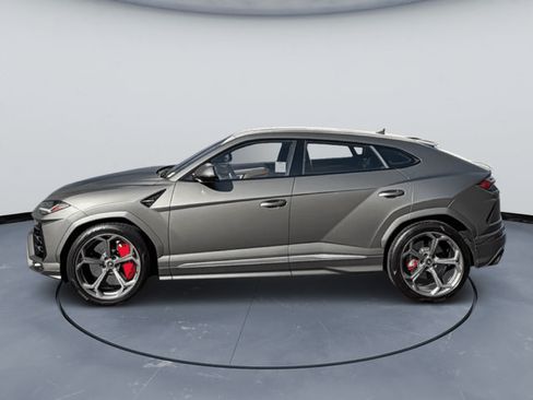Used 2022 Lamborghini Urus AWD/4WD image 8