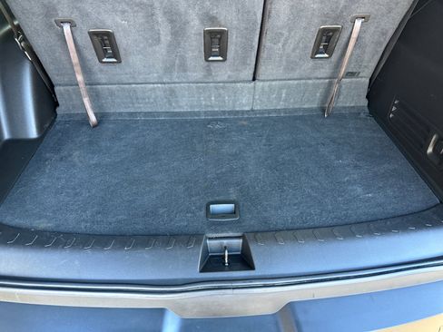 Used 2019 Chevrolet Traverse LT w/ LPO, Floor Liner Package image 11