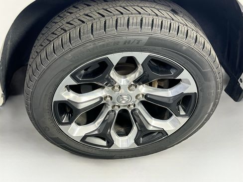 Used 2023 RAM 1500 Limited AWD/4WD image 32
