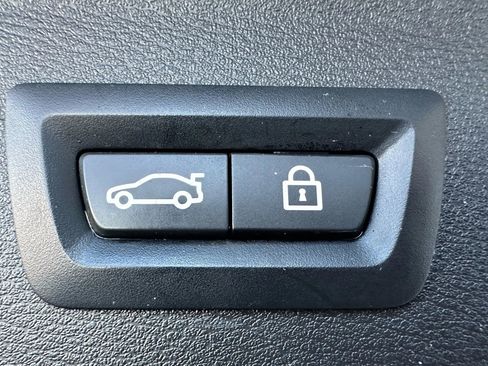 Used 2020 BMW X1 xDrive28i image 29