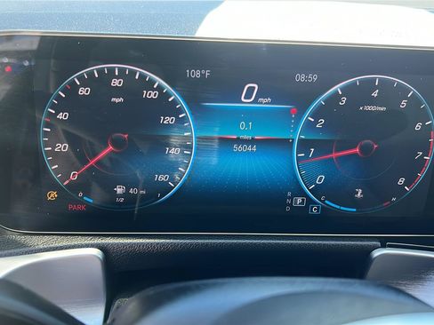 Used 2022 Mercedes-Benz GLB 250 image 12