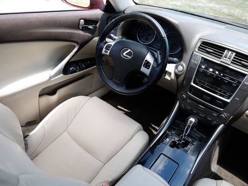 Used 2012 Lexus IS 250 RWD image 20