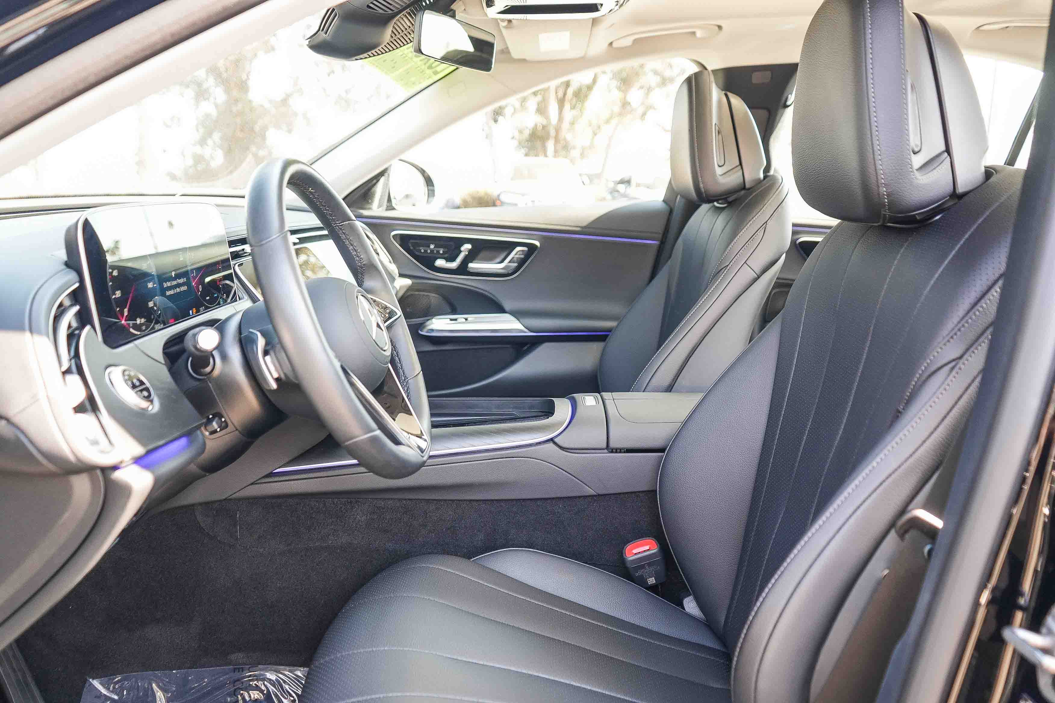 Used 2025 Mercedes-Benz E 350 Sedan w/ Winter Package image 17