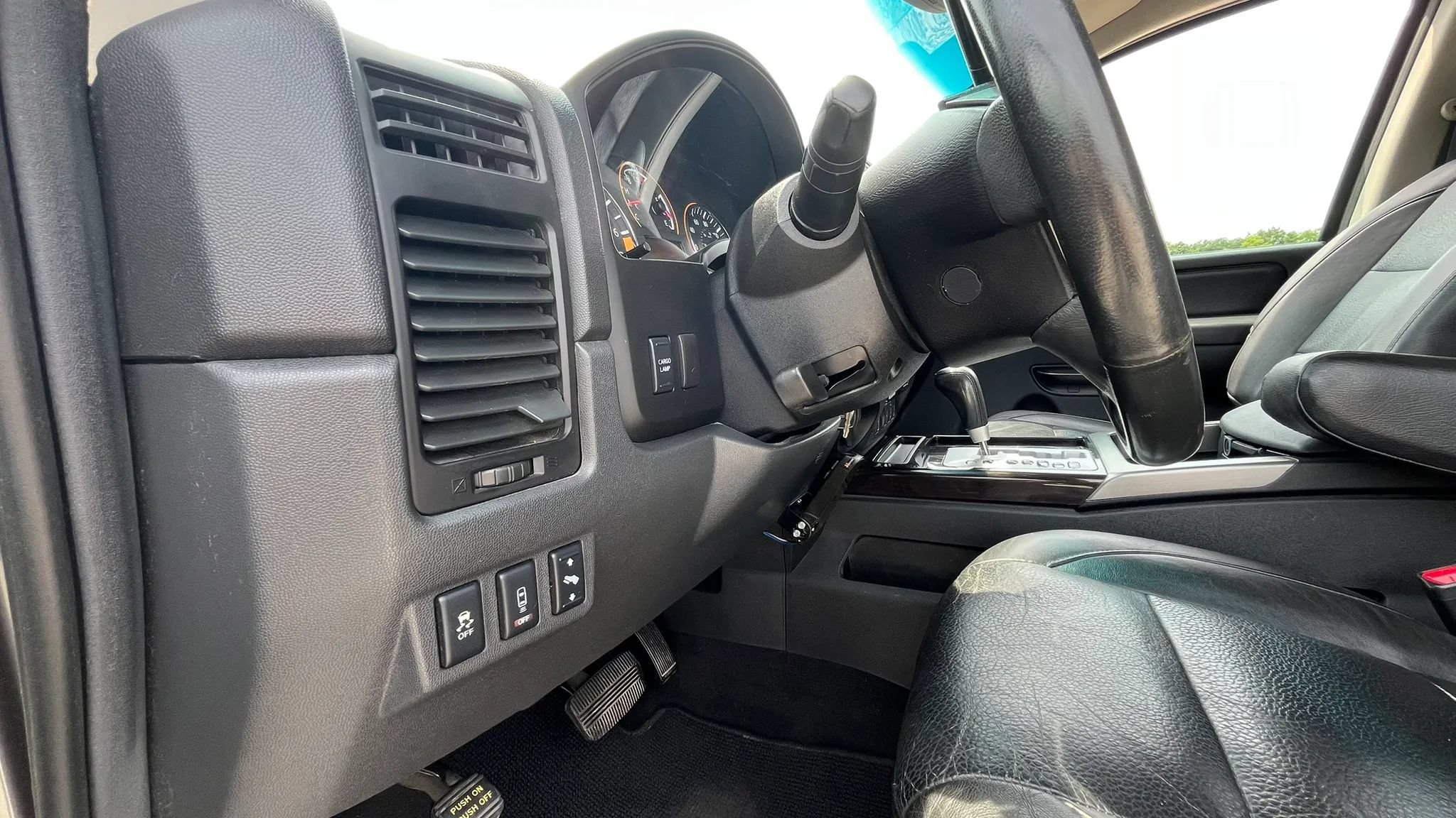 Used 2014 Nissan Titan SL w/ SL Max Utility Package AWD/4WD image 15