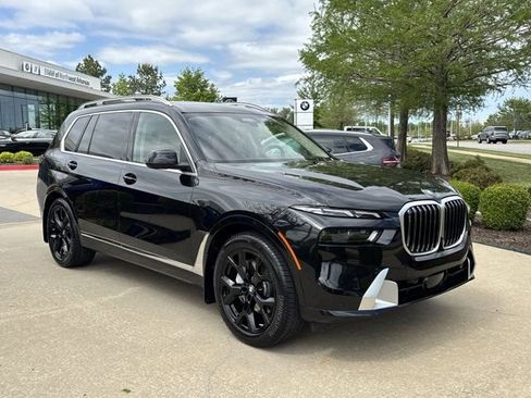 Used 2025 BMW X7 xDrive40i AWD/4WD image 6