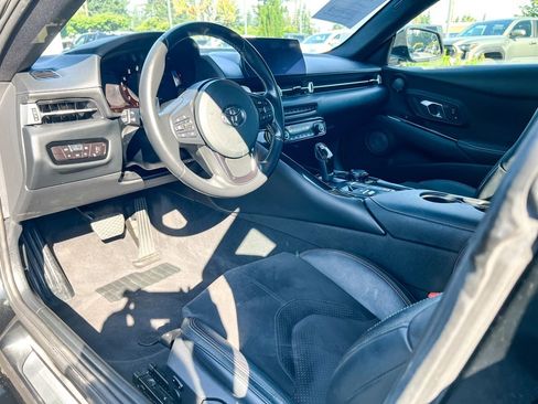 Used 2022 Toyota Supra image 12