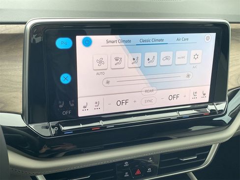 New 2026 Volkswagen Atlas SE image 24