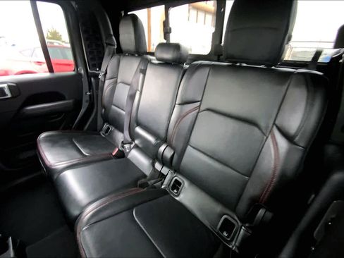 Used 2021 Jeep Gladiator Rubicon image 18