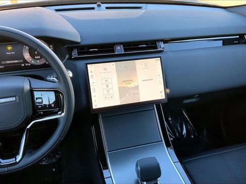 New 2026 Land Rover Range Rover Velar S image 8
