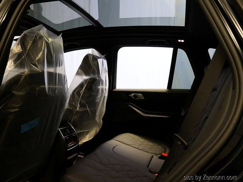 New 2026 BMW X5 xDrive40i w/ M Sport Package image 13