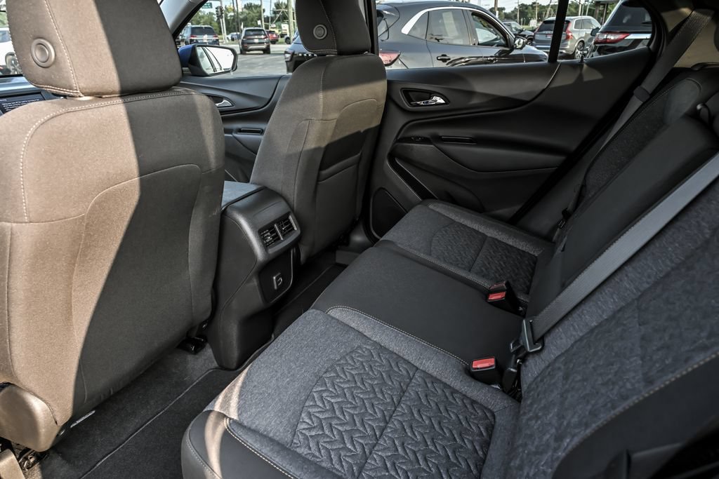 Certified 2024 Chevrolet Equinox LT FWD image 17